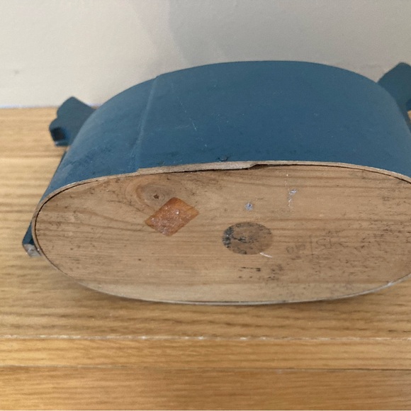 Hand-Painted Decorative Box- - Picture 5 of 5